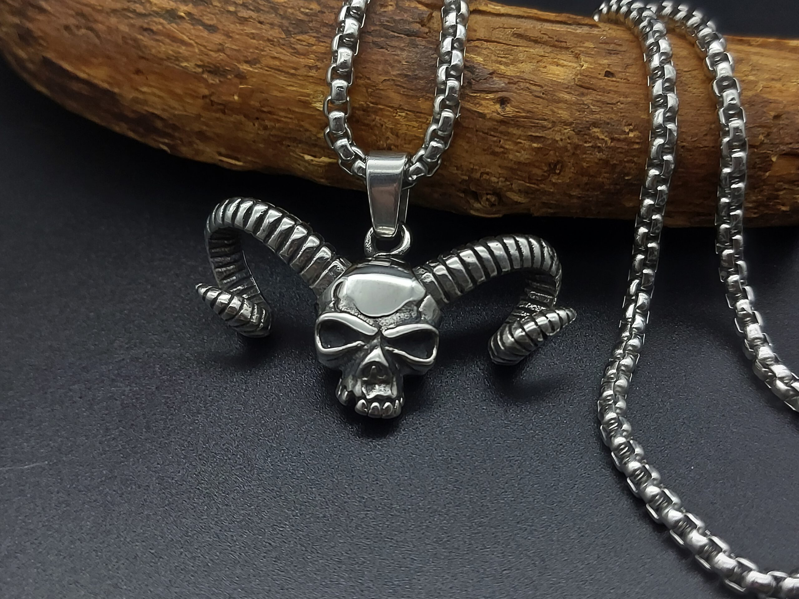 Teufel Totenkopf – Bild 2